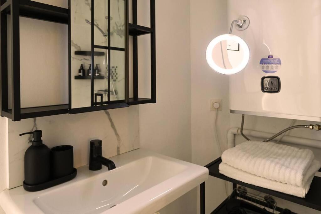 Stylish Duplex In The Heart Of Brussels Centre Apartment Bagian luar foto