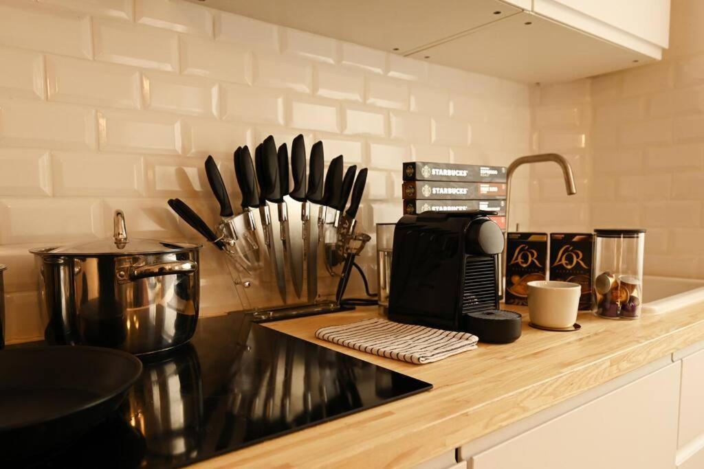 Stylish Duplex In The Heart Of Brussels Centre Apartment Bagian luar foto